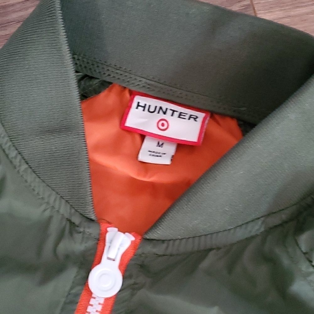 Hunter for Target | Cropped Windbreaker - Picture 4 of 6